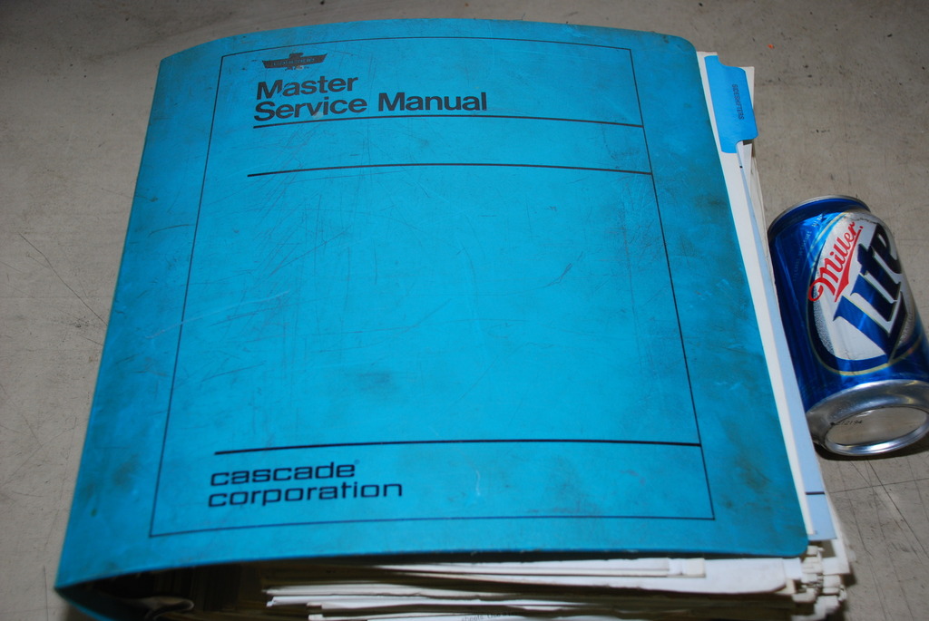 48390001.jpg of Cascade Forklift Master Service Manual Paper Roll