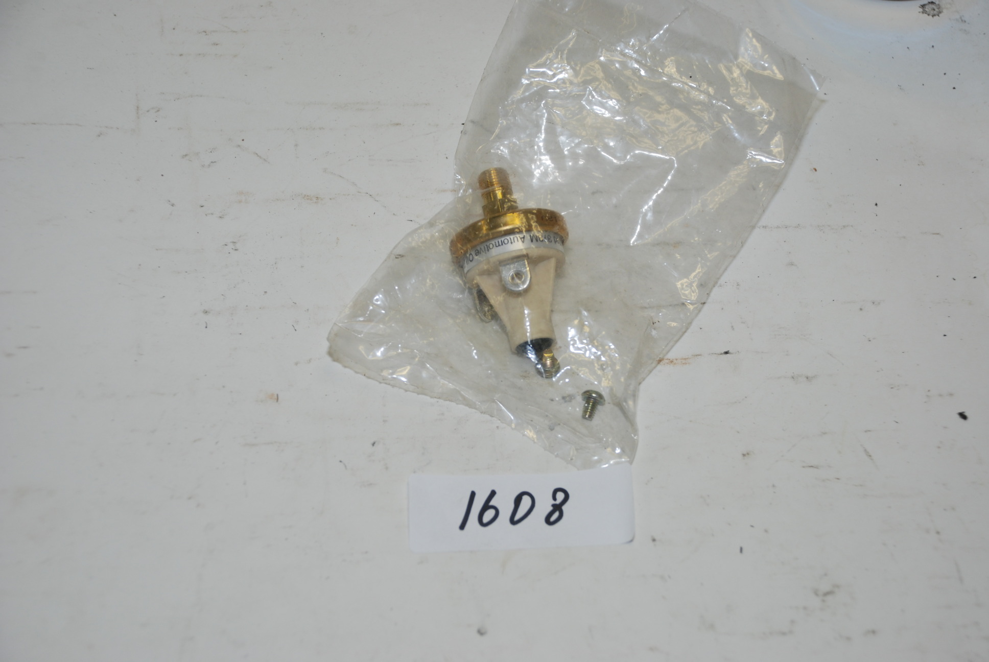 378m oil pressure switch